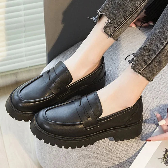 Women Leather Moccasin- W1UK7384